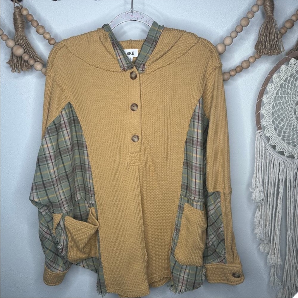 BKE Buckle Pieced Waffle Knit Plaid Henley Hoodie